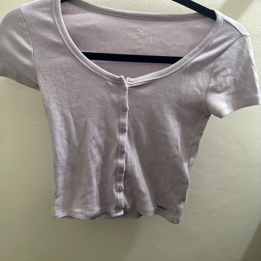 hollister lavander baby tee